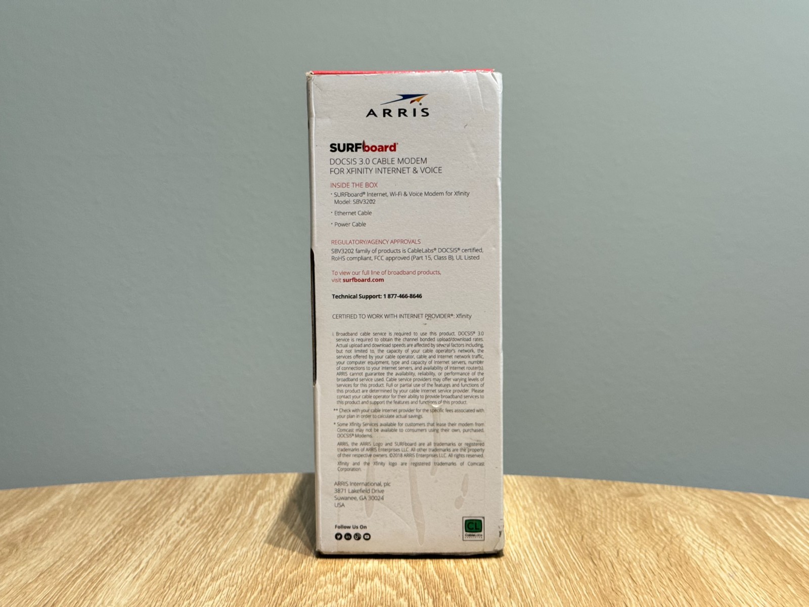 ARRIS SURFboard SBV3202 DOCSIS 3.0 Cable Modem, Comcast Xfinity Internet & Voice