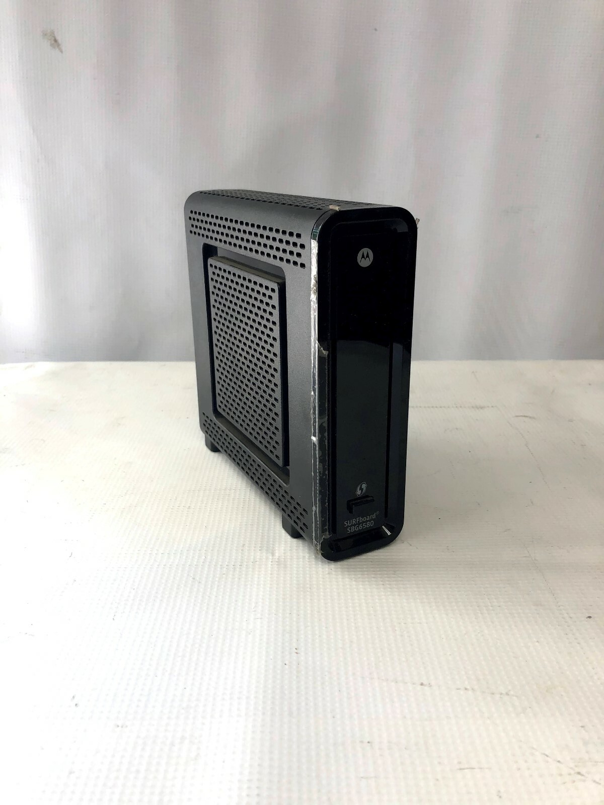 Motorola ARRIS Surfboard SBG6580 Cable Modem DOCSIS 3.0 with Power Pack