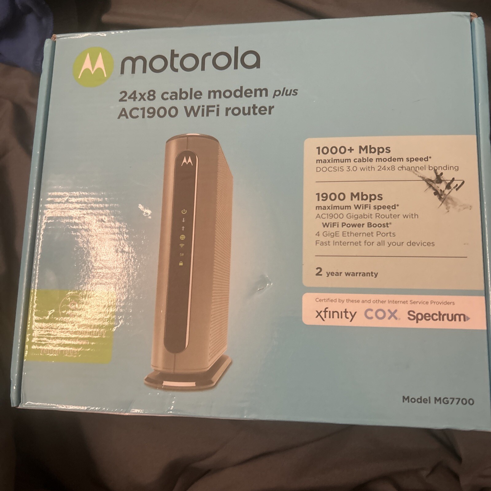 Motorola 24×8 Cable Modern “plus” AC1900 WiFi Router