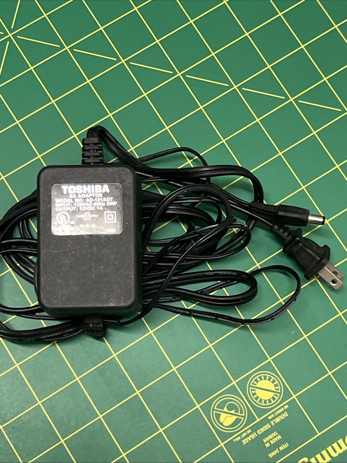 Toshiba AD-121ADT AC Adaptor Power Supply Cable Modem A7