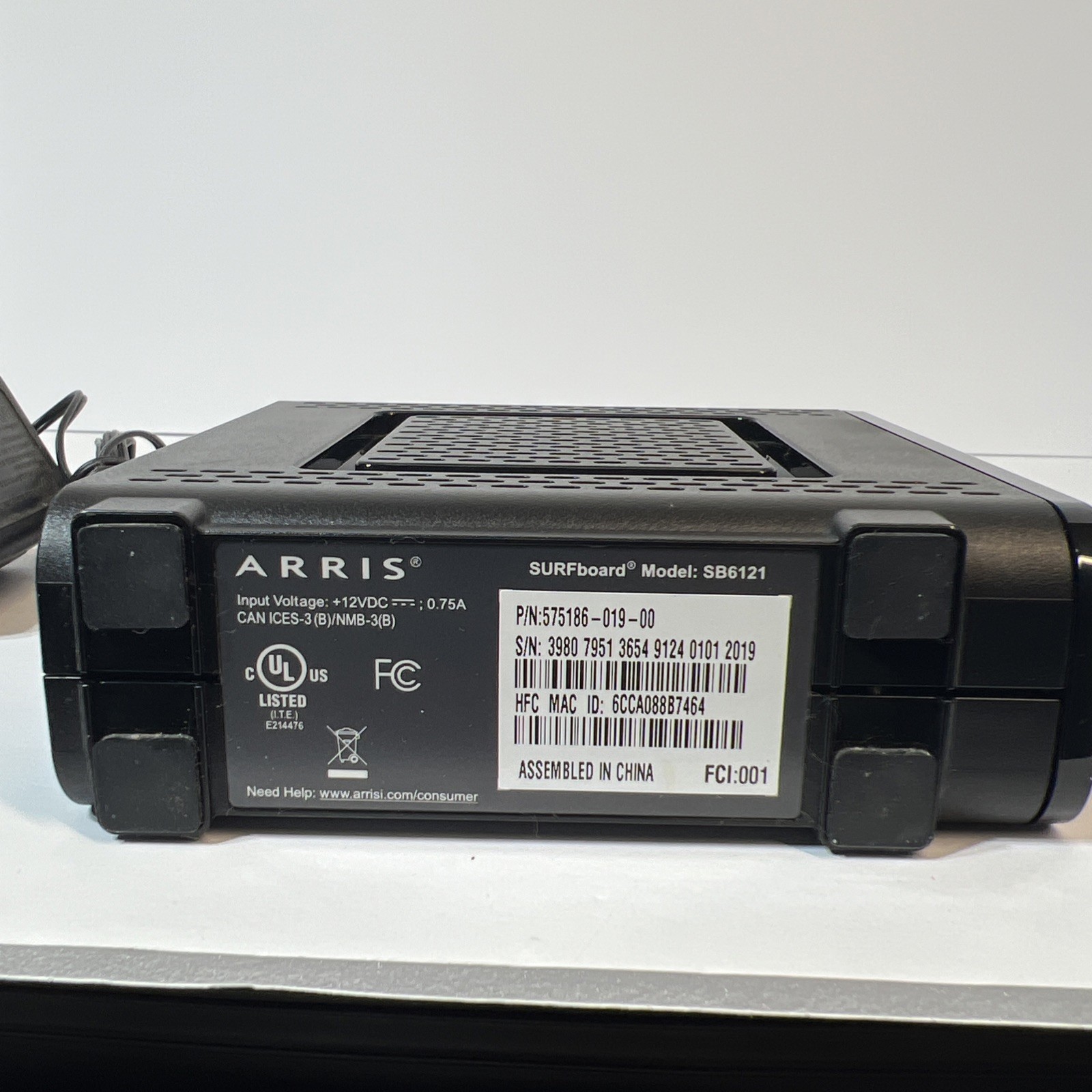 Arris Surfboard SB6121 Cable Modem High Speed Internet with CHARGING CABLE