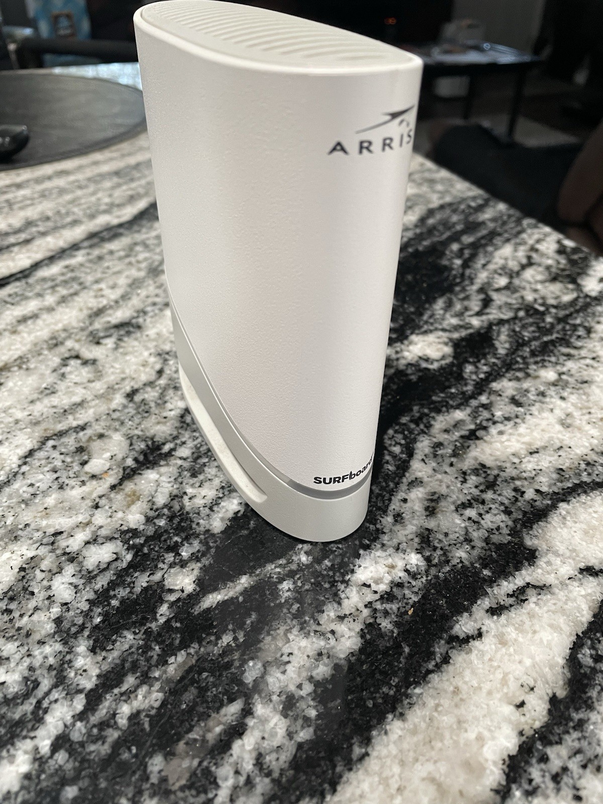 Arris SURFboard S33 DOCSIS 3.1 Cable Modem 2.5Gbps Xfinity Spectrum Cox New