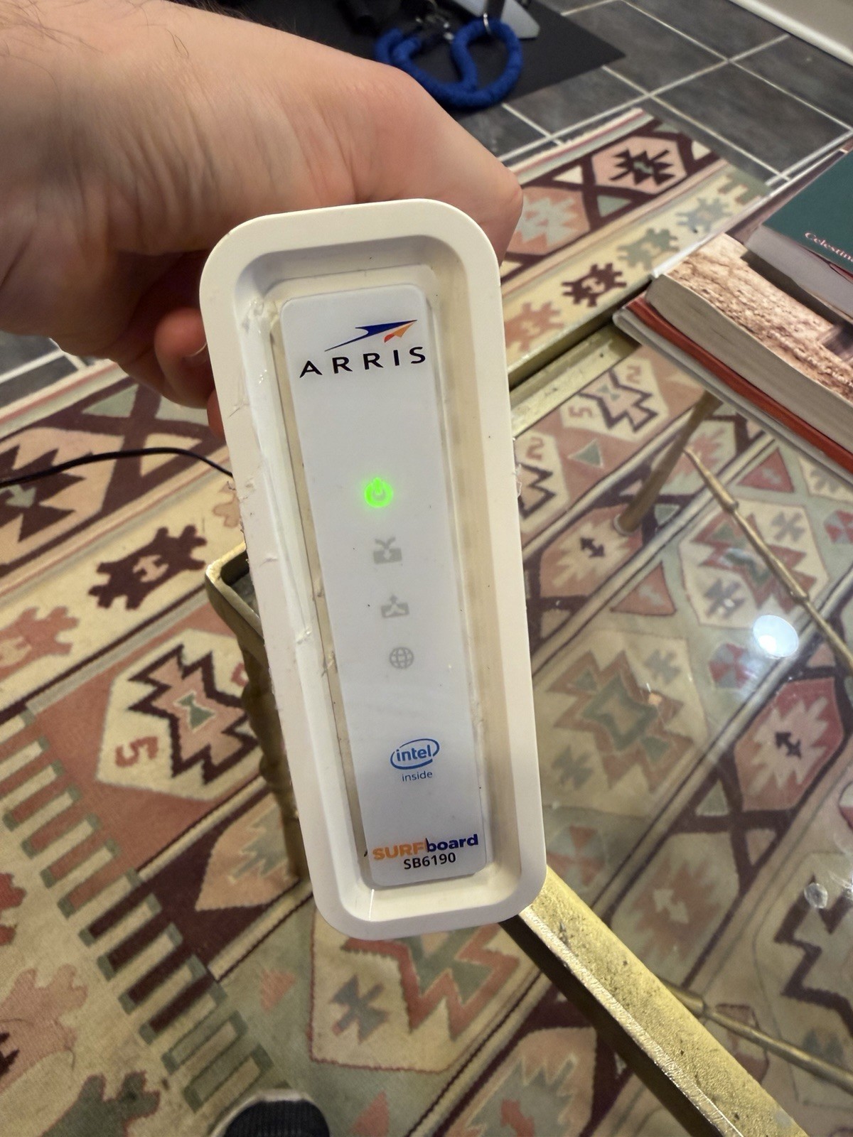 ARRIS SURFboard SB6190 DOCSIS 3.0 Cable Modem 1.4 Gbps White RJ-45