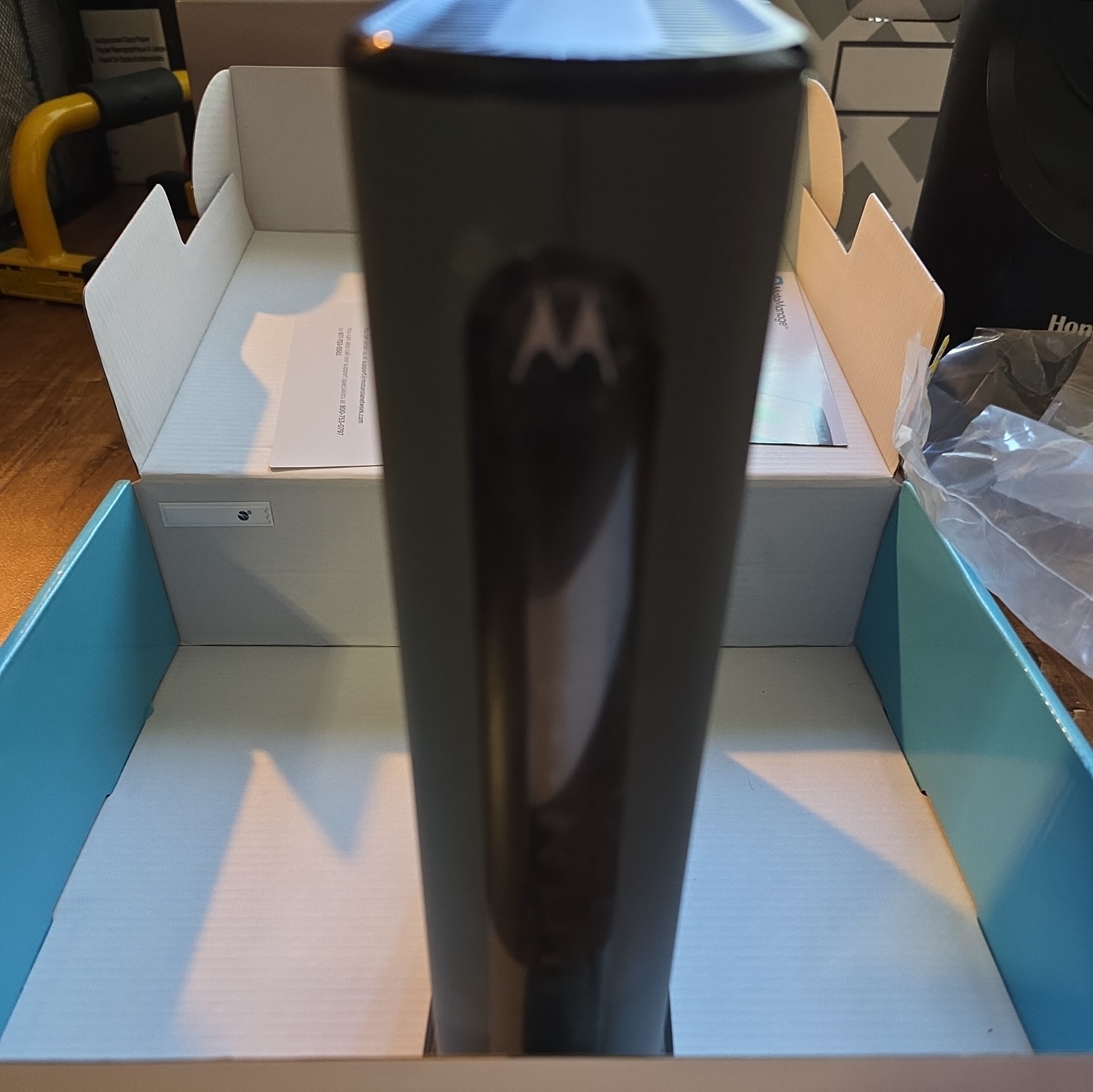 Motorola MG8702 DOCSIS 3.1 Cable Modem with Gigabit Router