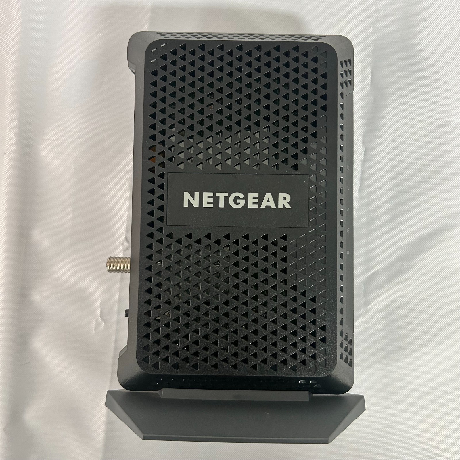NETGEAR CM600 960Mbps DOCSIS 3.0 Cable Modem + Power Adapter + Ethernet cable