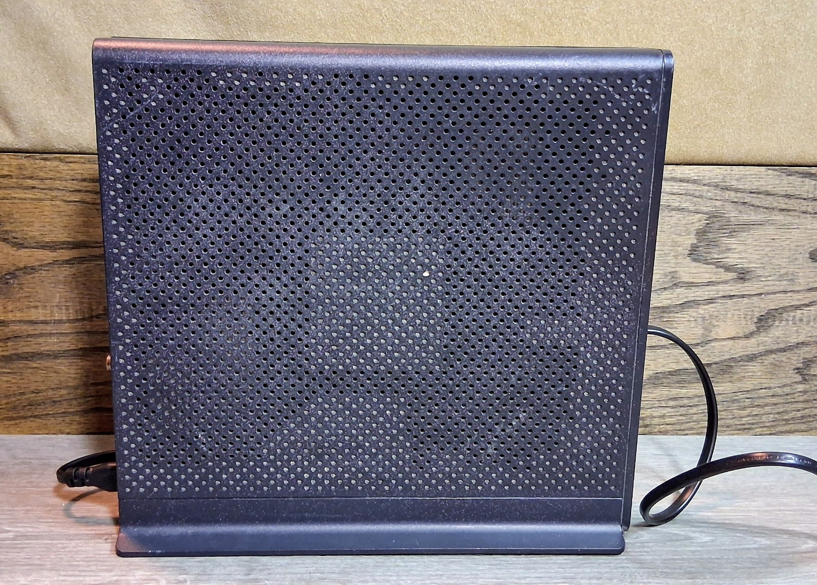 ARRIS Touchstone TG2472 Wireless Cable Modem
