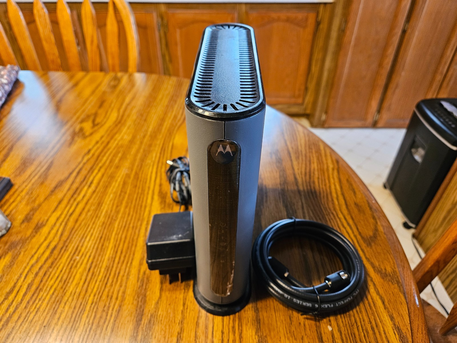 Motorola MG7550 Dual Band AC1900 Cable Modem and Wi-Fi Gigabit Router