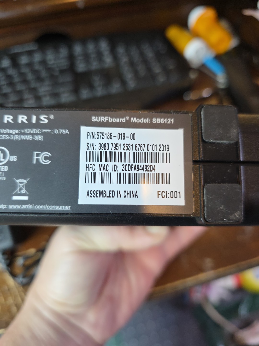 ARRIS SB6121 SURFboard AC1600 Dual-Band Cable Modem Router – Black TESTED
