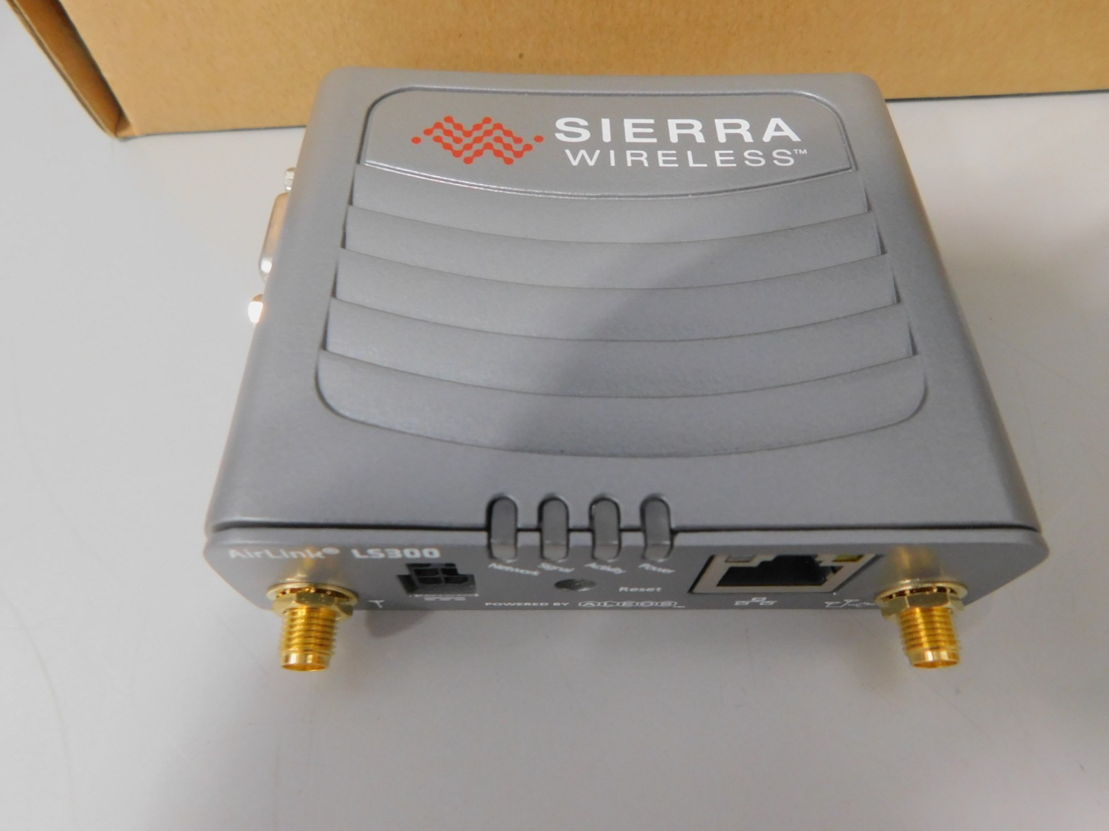 NEW SIERRA WIRELESS AirLink LS300 Industrial 3G Gateway Wireless Router (AT&T)