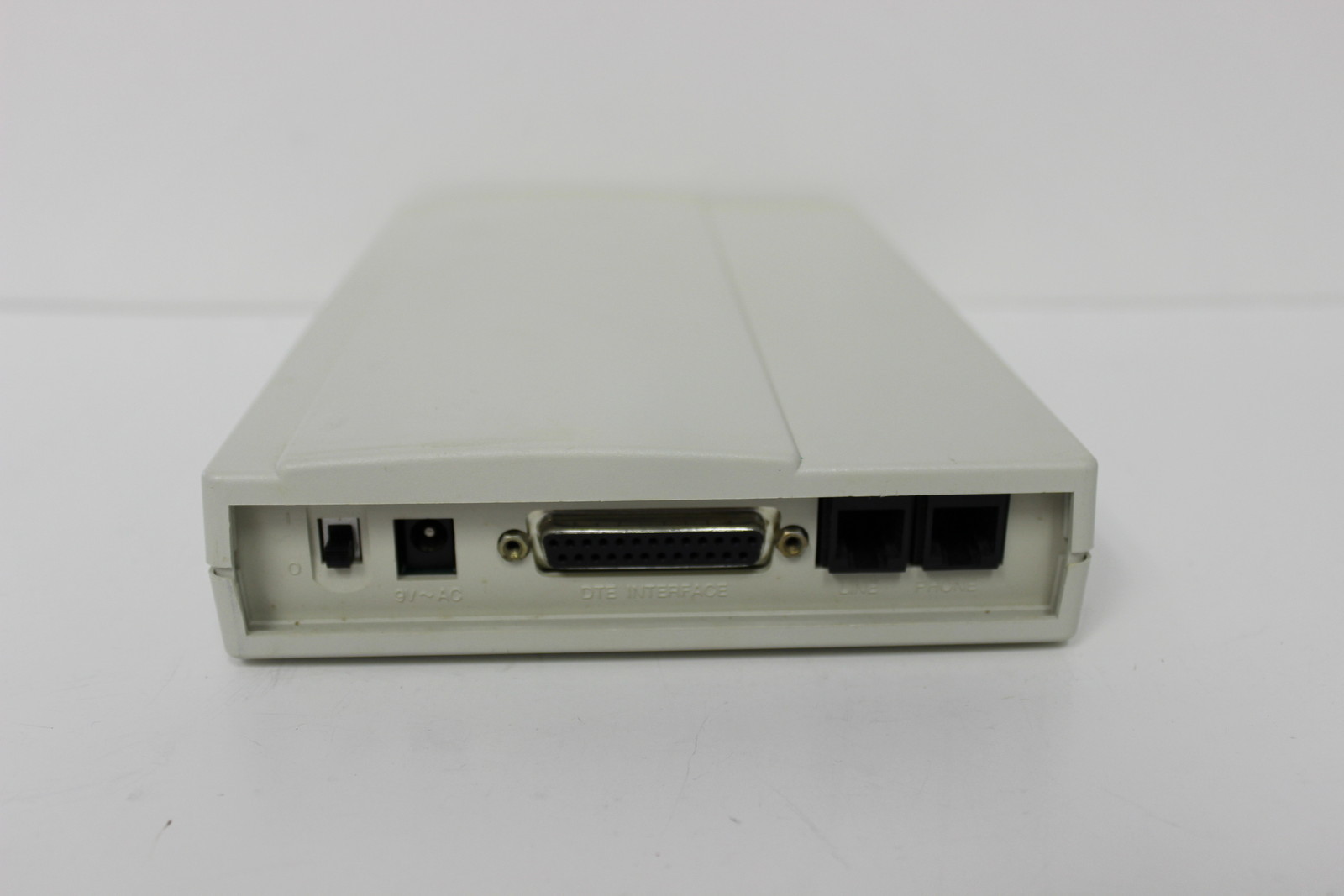 HAYES YA03AM ACCURA 2400 EXTERNAL MODEM WITH WARRANTY