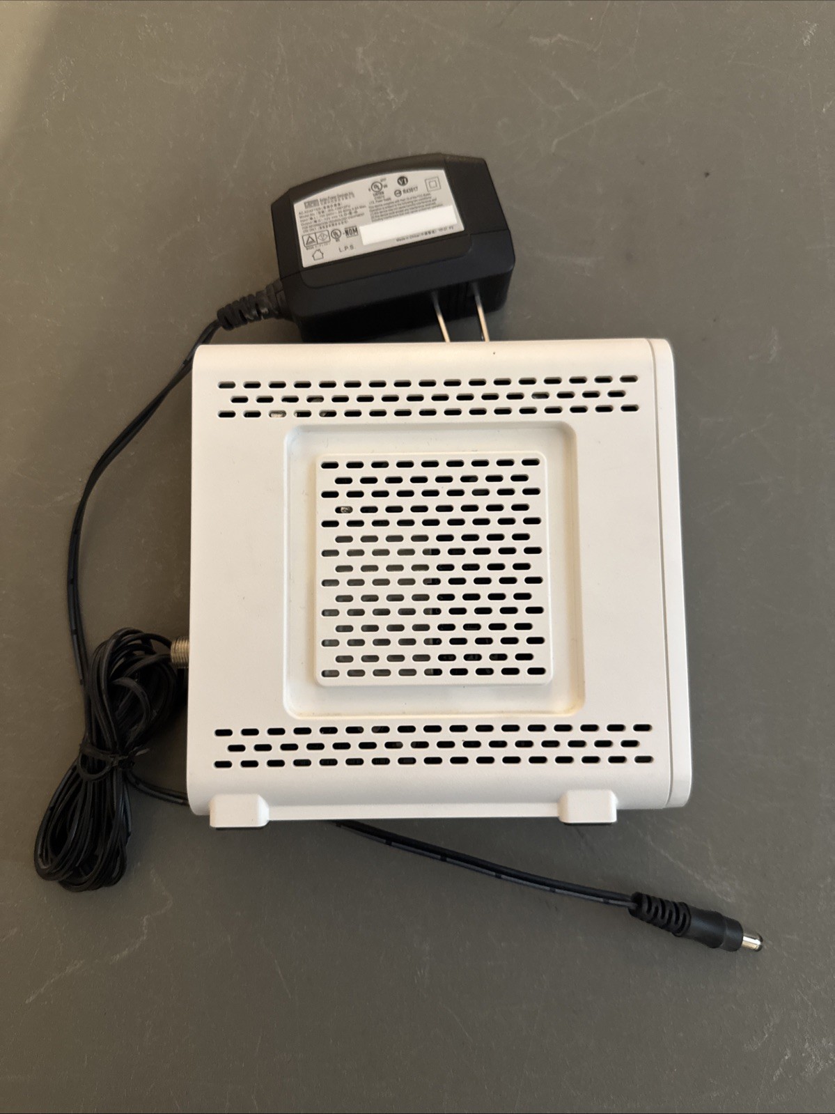ARRIS SB6190 White DOCSIS 3.0 Cable Modem