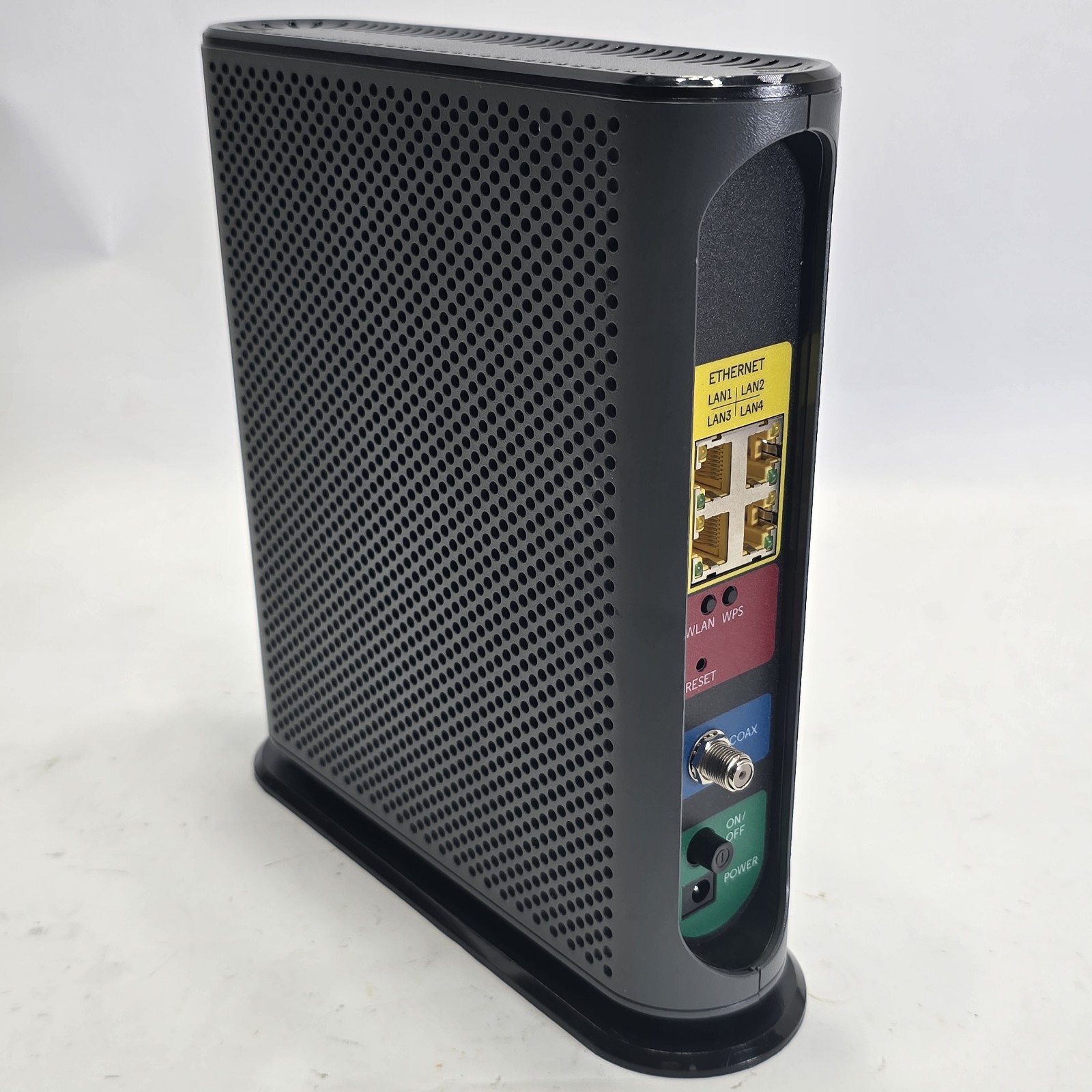 Motorola MG7540 AC1600 Dual Band Cable Modem WiFi Router 16×4 Gigabit Combo.