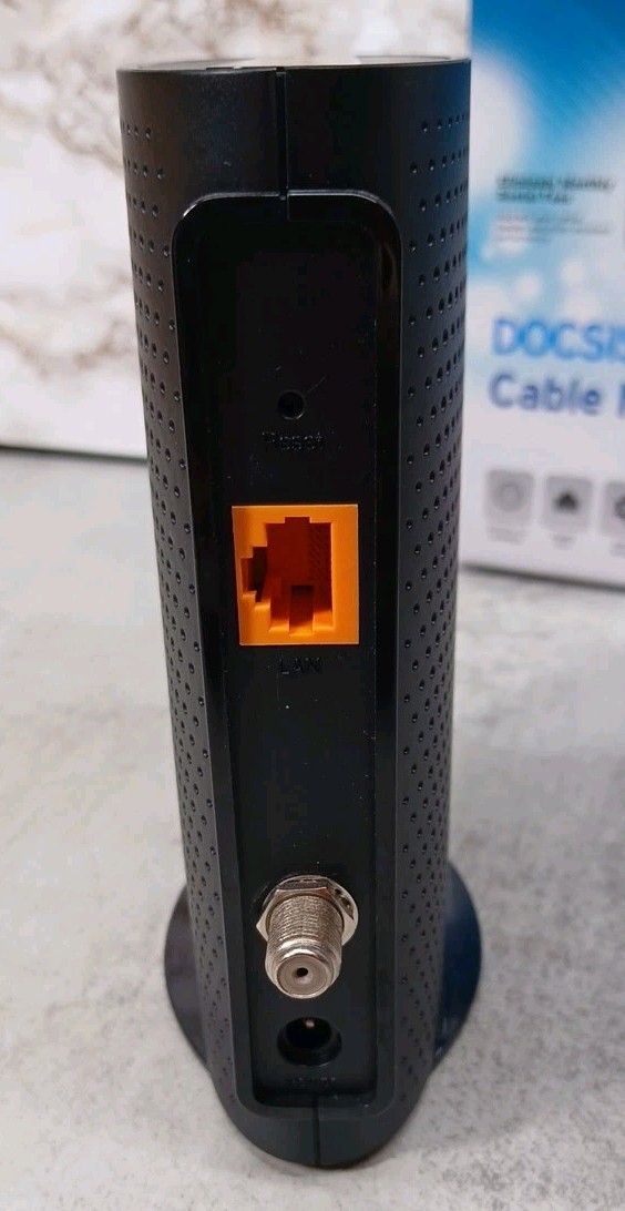 TP-LINK TC-7610 DOCSIS 3.0 Cable Modem with Power Adapter