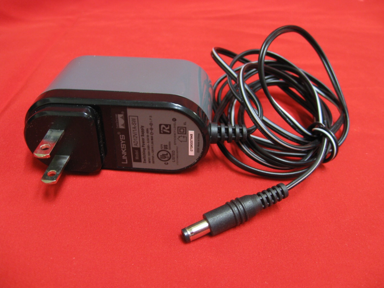 Linksys Cable Modem With USB And ETHERNET Connections Model CM100