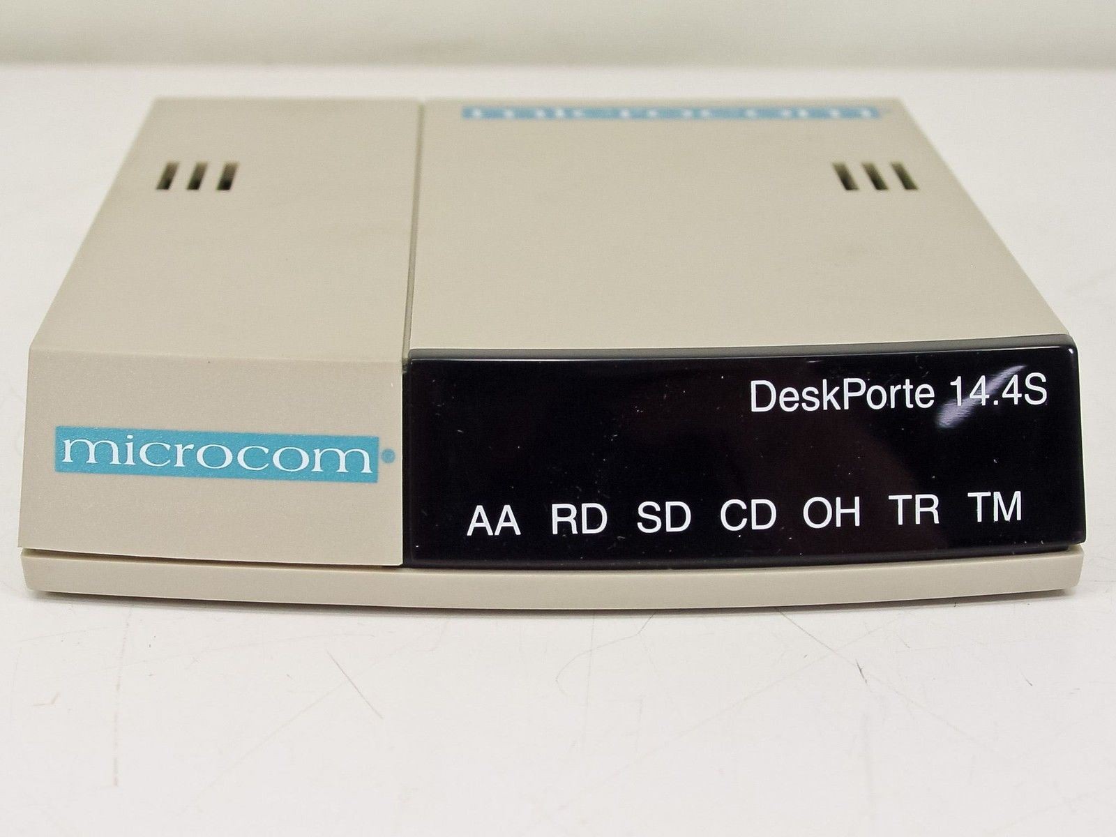 Microcom DeskPorte 14.4S 14,400 bps Data/Fax Modem 103603006A