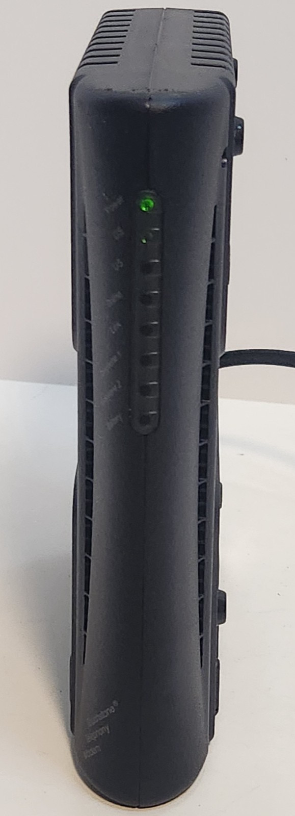 ARRIS TM602G/115 Touchstone Telephony Modem w/ Power Cord, Turns on