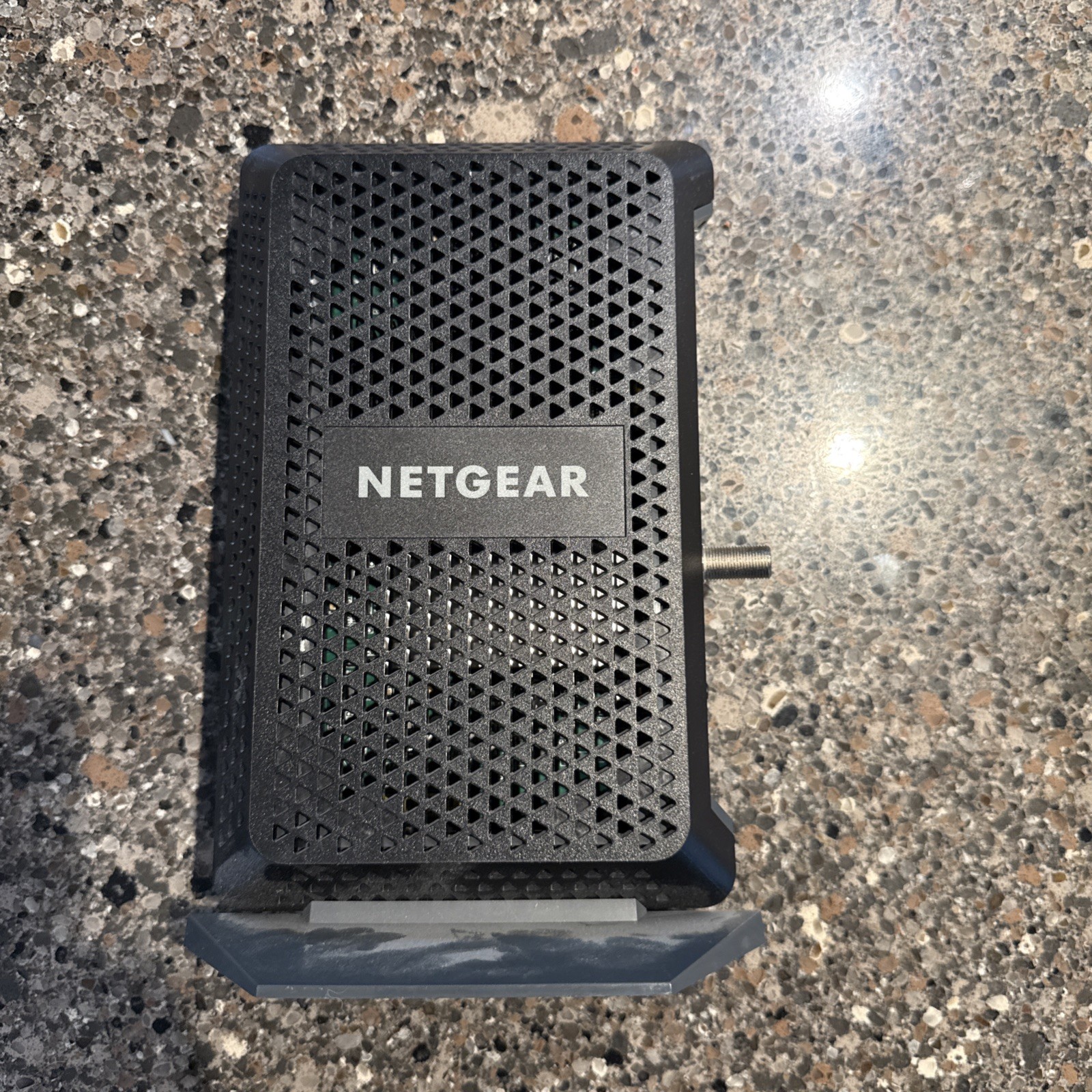 Netgear CM1000v2 DOCSIS 3.1 Cable Modem – Excellent – NO Power Supply