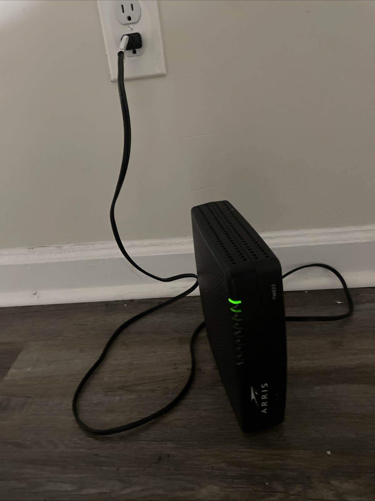 ArrisTM822 Touchstone DOCSIS 3.0 Cable Modem High Speed Internet Data NO BATTERY