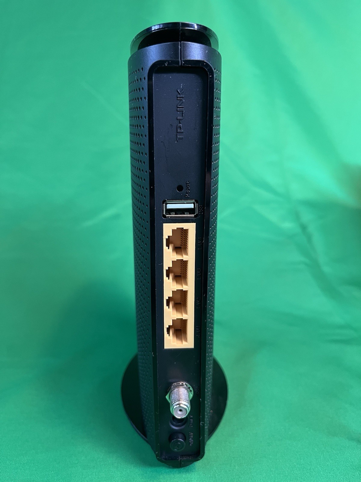 TP-Link TC-W7960 300Mbps Wireless N DOCSIS 3.0 High Speed Cable Modem Router