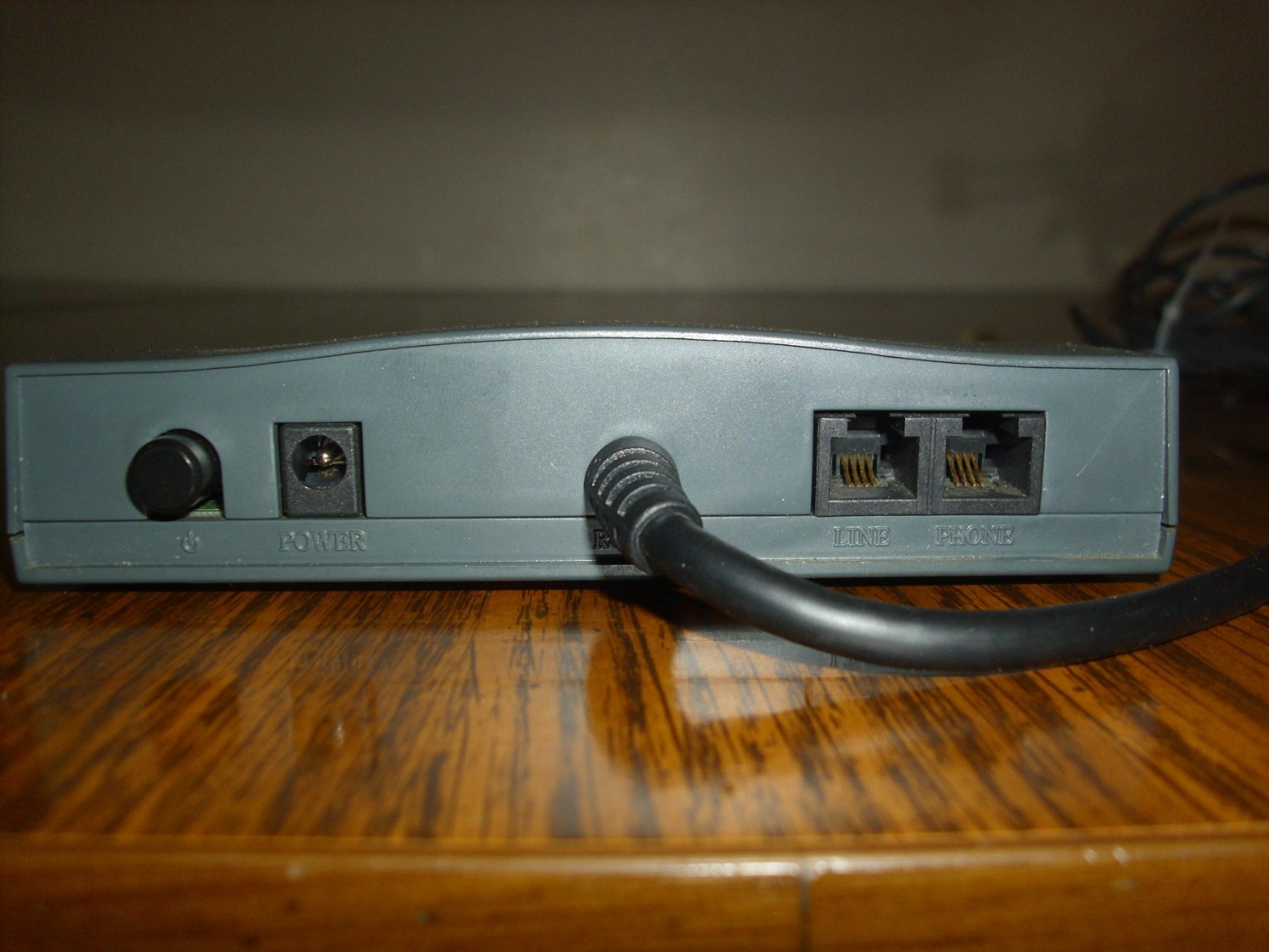 Action Tec 56K External Modem – EX560LKA with Disc , Phone & Power cords-Works