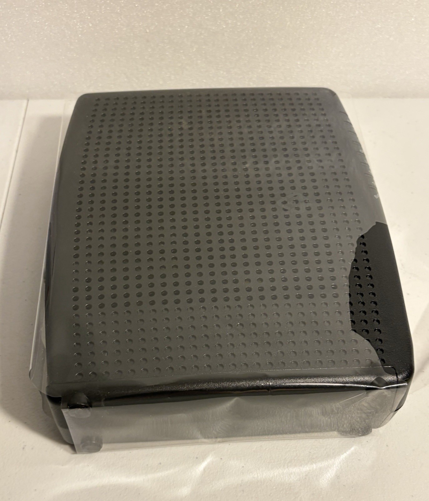 Arris SURFboard TM822R DOCSIS 3.0 Voice Cable Modem Open Box