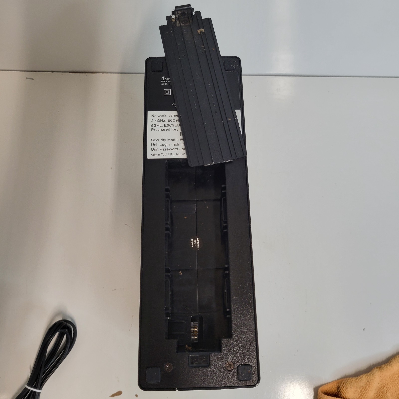 Arris Panoramic TG1682G Dual-Band WiFi Cable Modem