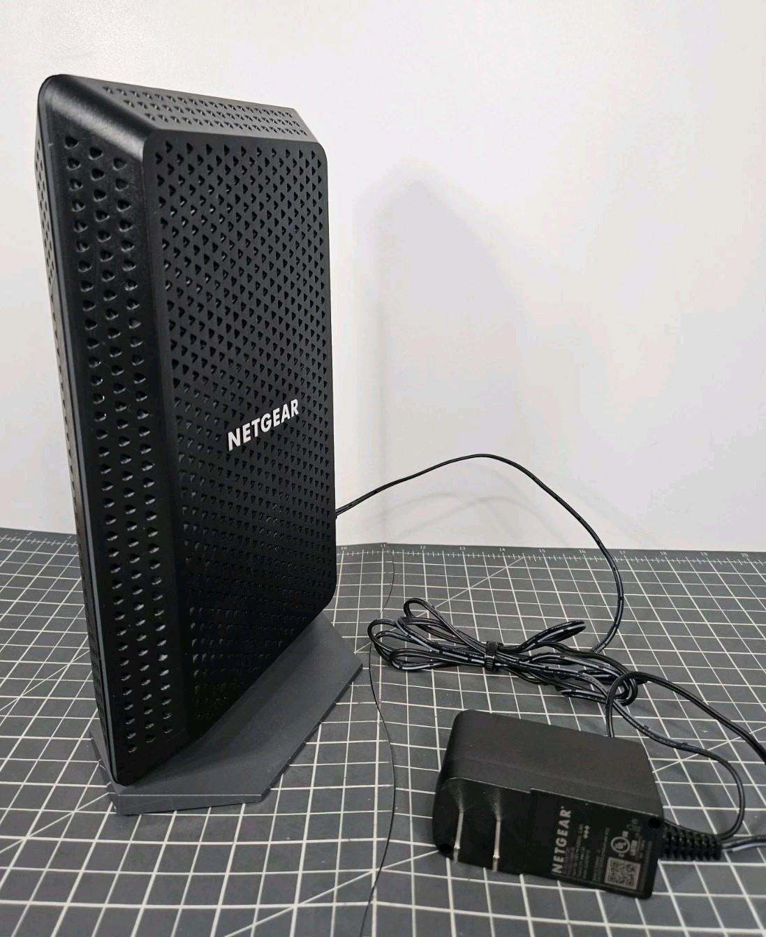 NETGEAR Nighthawk CM1200 DOCSIS 3.1 Cable Modem