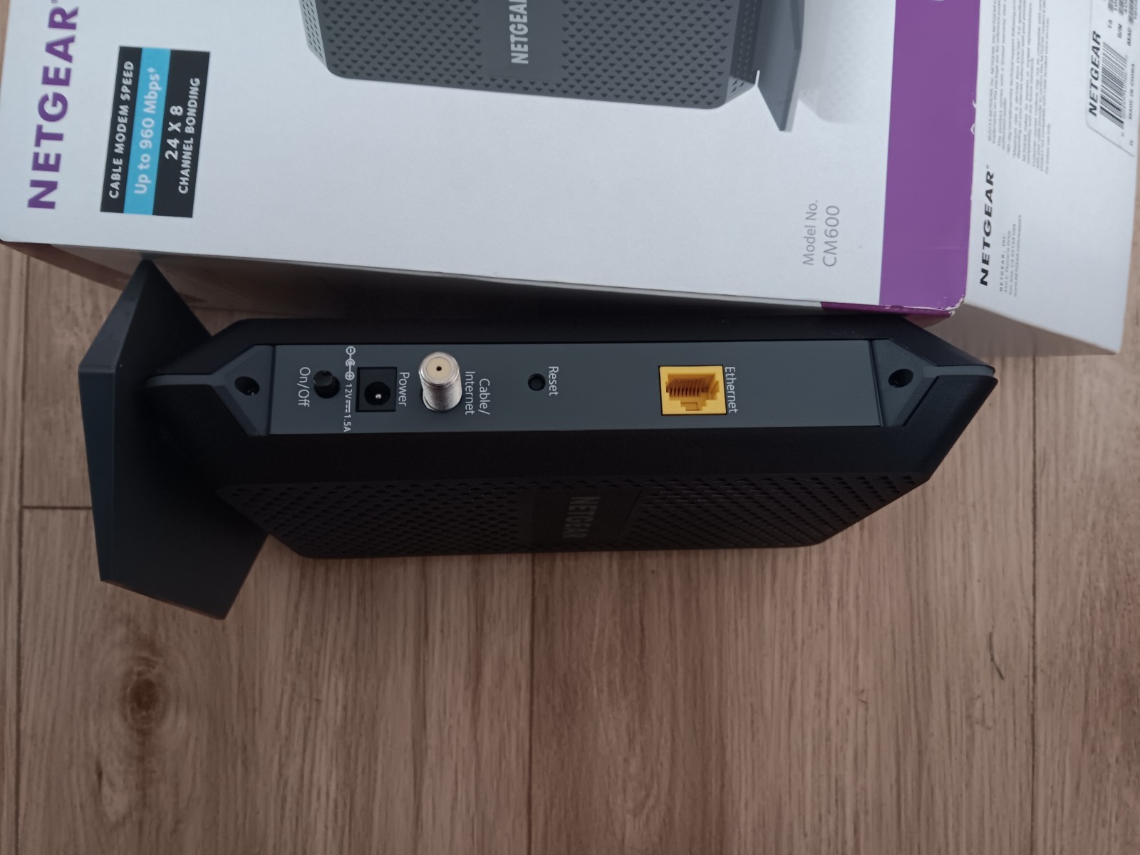 NETGEAR CM600 DOCSIS 3.0 Cable Modem 960 Mbps IPv6 1x RJ-45 Black