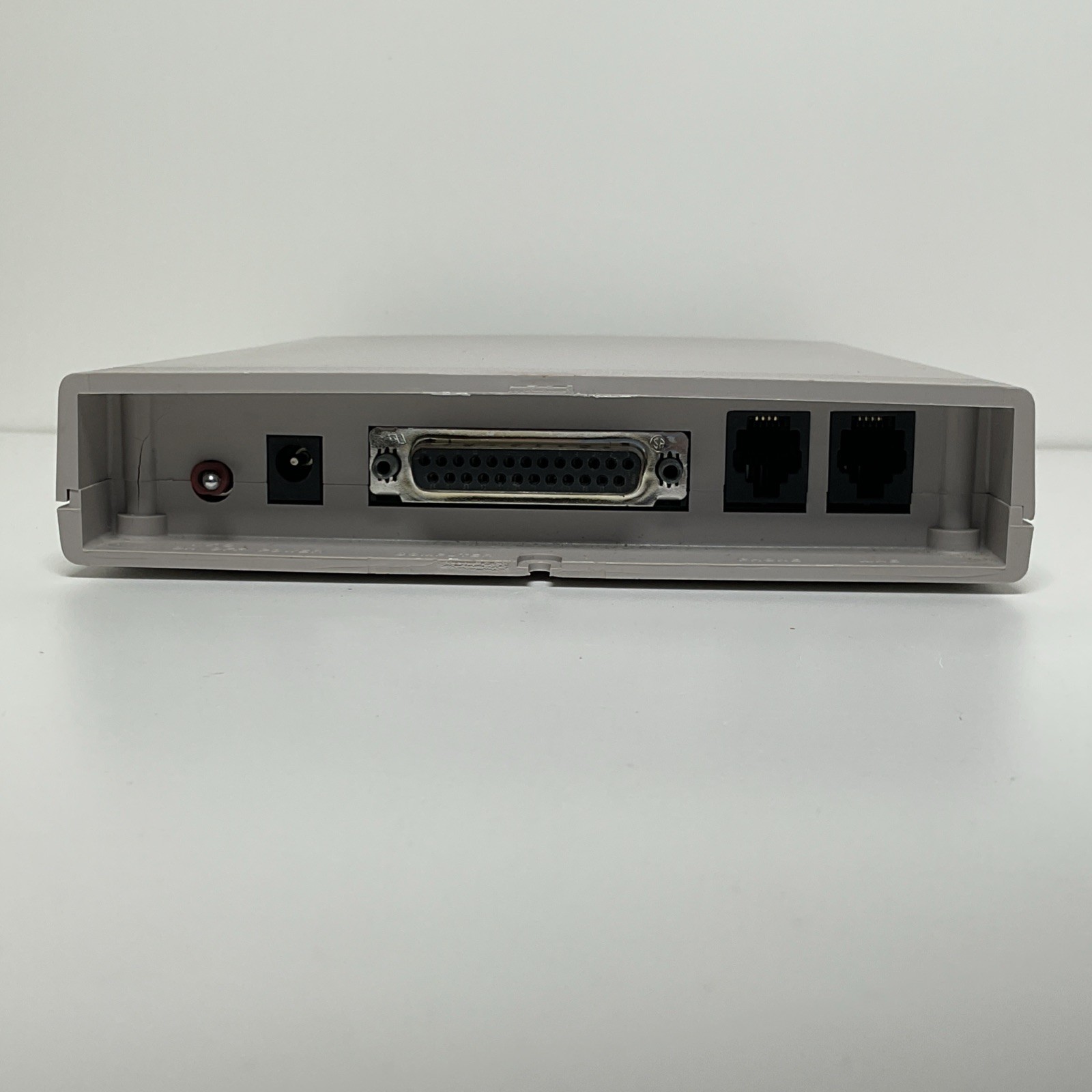 AT&T Paradyne DataPort External 14.4 Fax / Modem