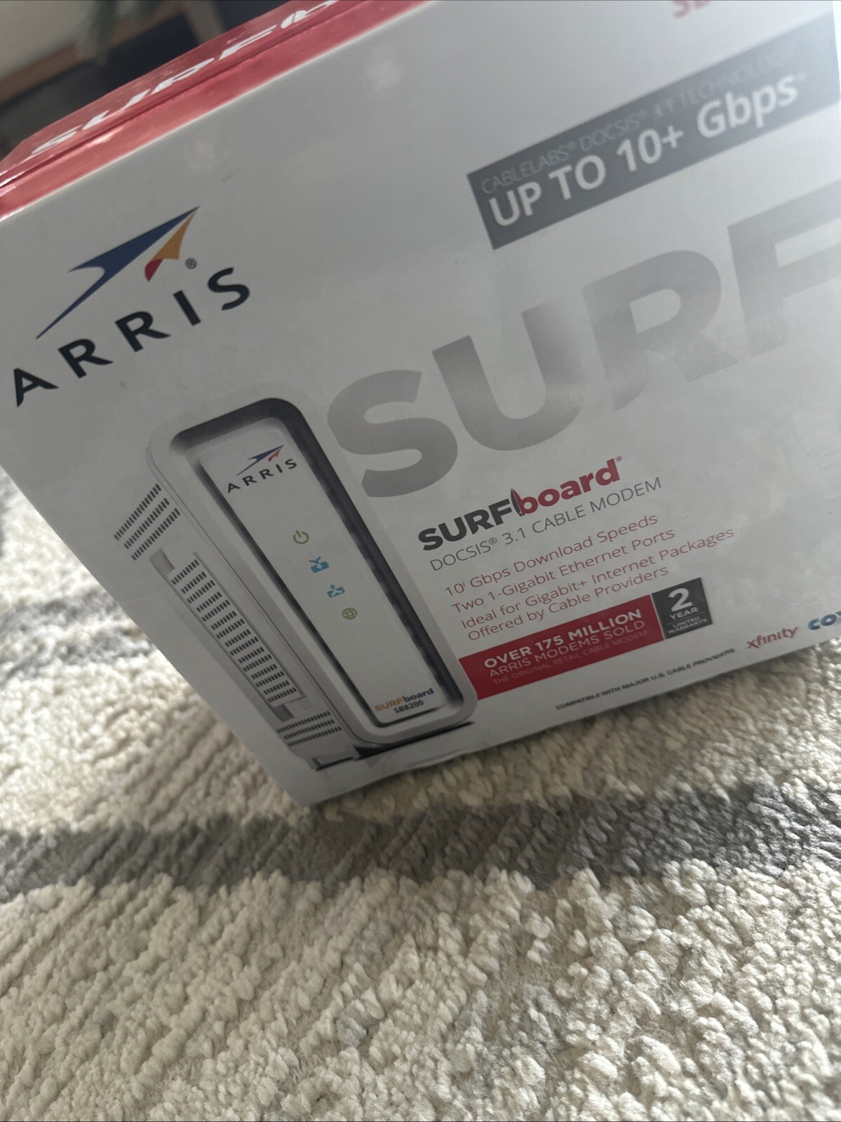 ARRIS SB8200 10 Gbps 2 Port Cable Modem