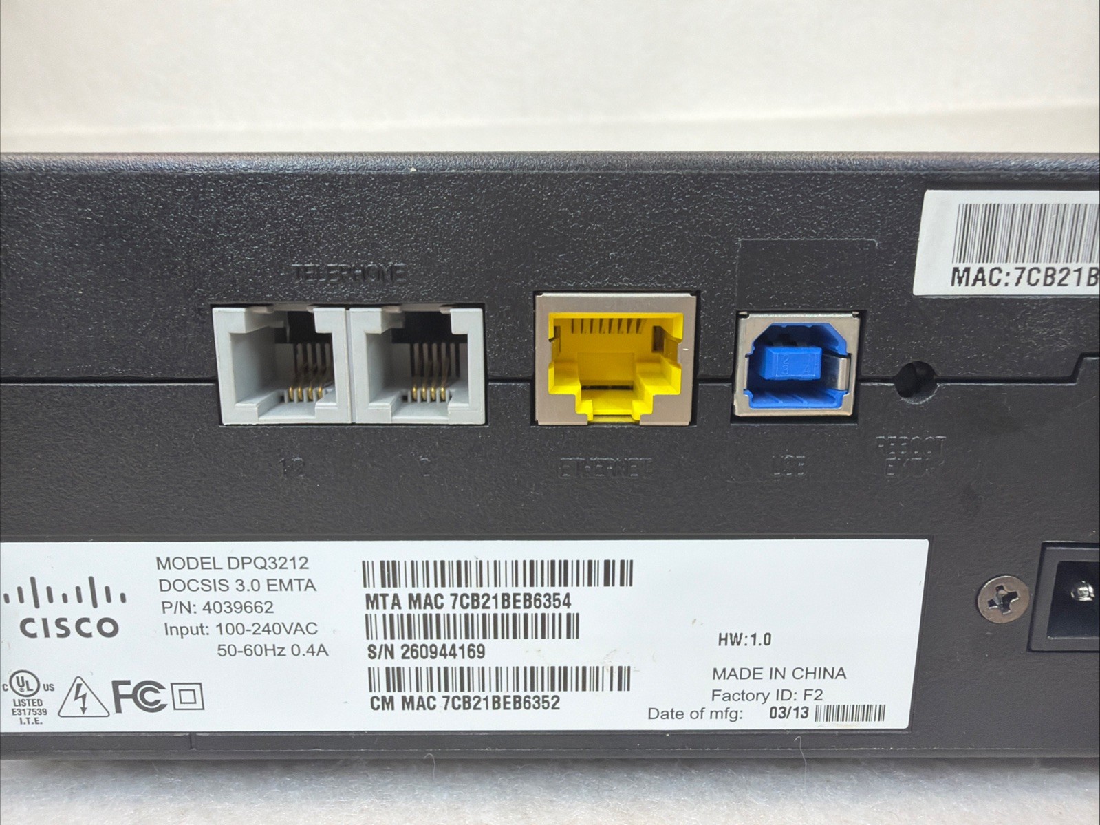 Cisco DPQ3212 DOCSIS 3.0 Residential Gateway Cable Modem Pre-Owned No Power Cord