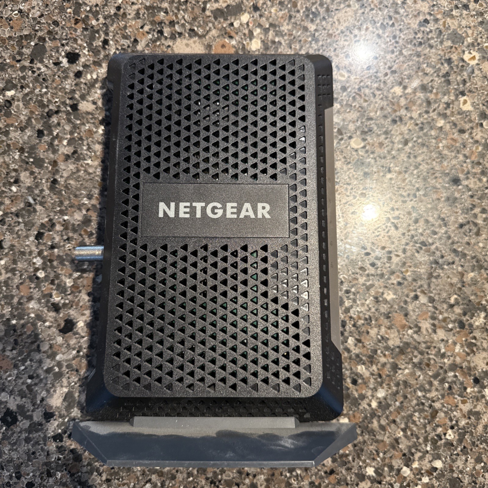 Netgear CM1000v2 DOCSIS 3.1 Cable Modem – Excellent – NO Power Supply
