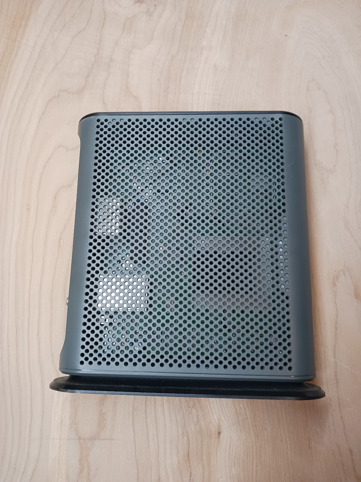 Motorola MG7550 16×4 DOCSIS 3.0 Cable Modem Plus AC1900 WiFi Router