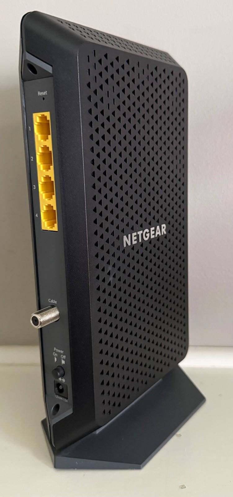 NETGEAR Nighthawk CM1200 DOCSIS 3.1 Cable Modem