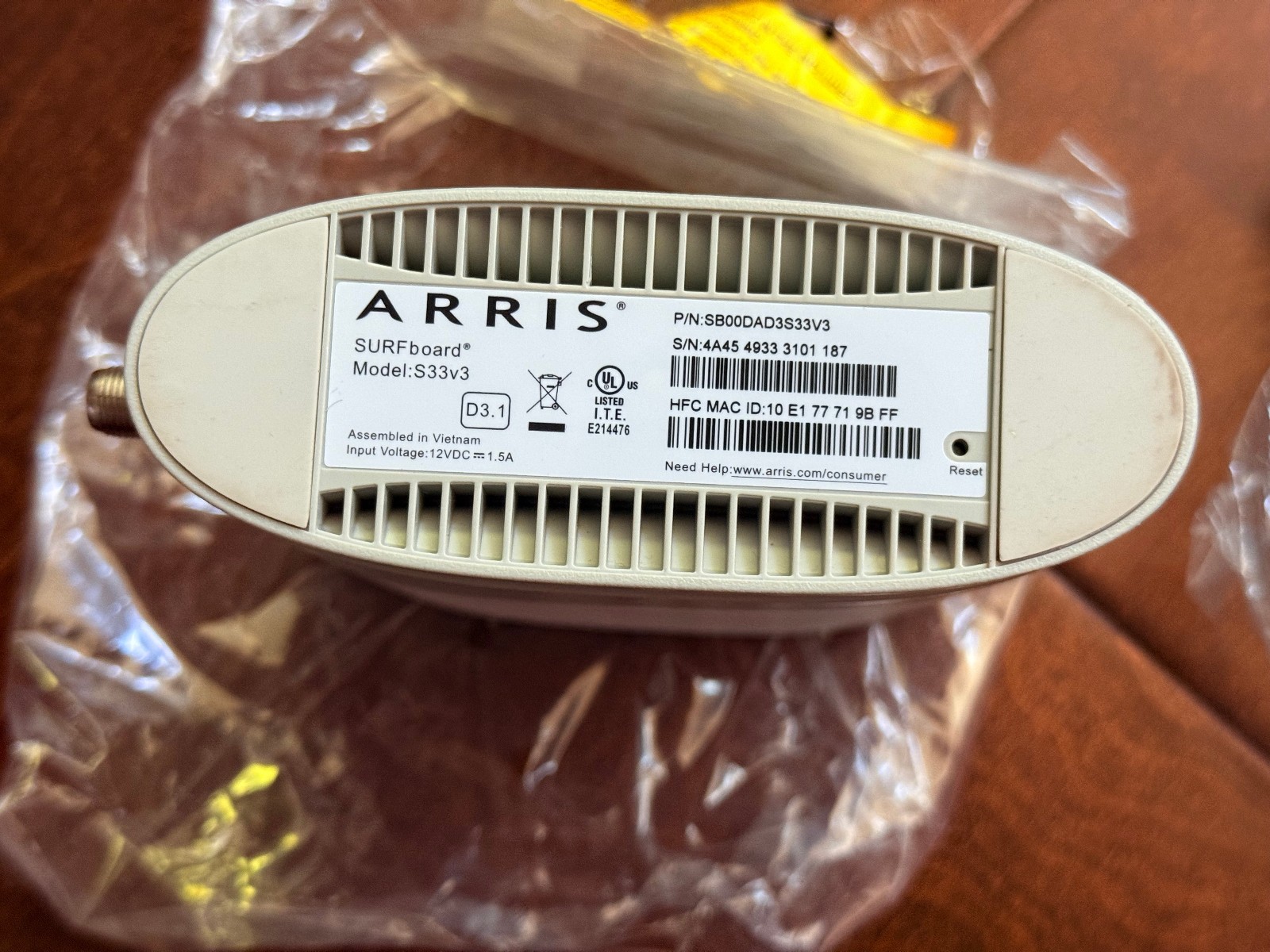 Arris S33 Surf Board Docsis 3.1 Cable Modem 3.5GBPS, 2.5Gigabit Ethernet Port
