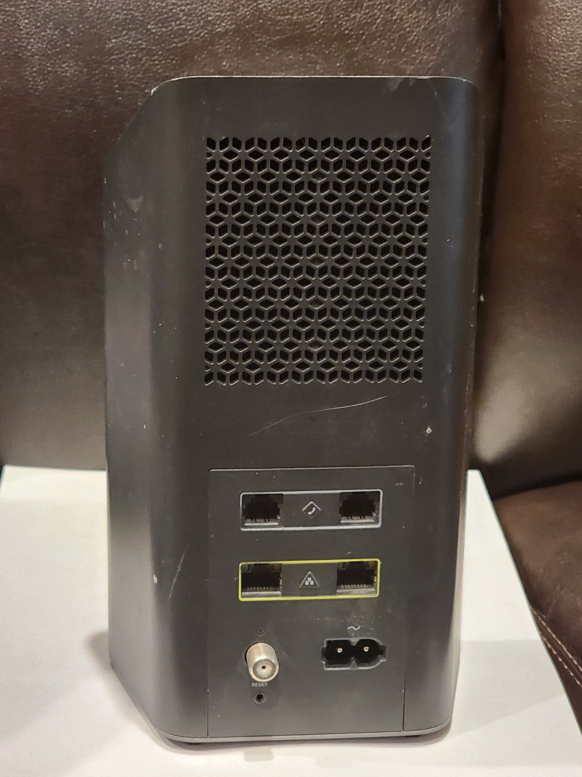 XFINITY COMCAST XB6-T WIFI ROUTER MODEM FOR PARTS ONLY i3.1