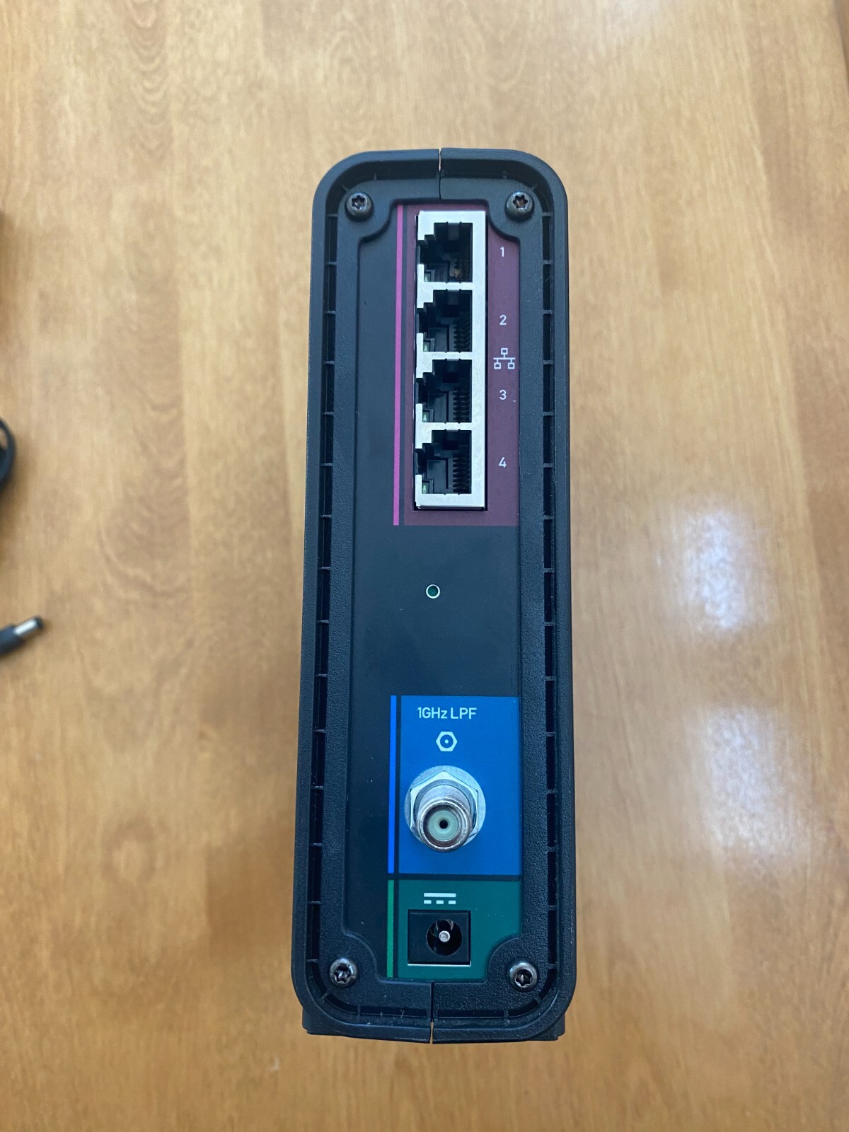 MOTOROLLA ARRIS SURFBOARD MODEM AND WIFI ROUTER MODEL SBG6580 N300 DUAL BAND