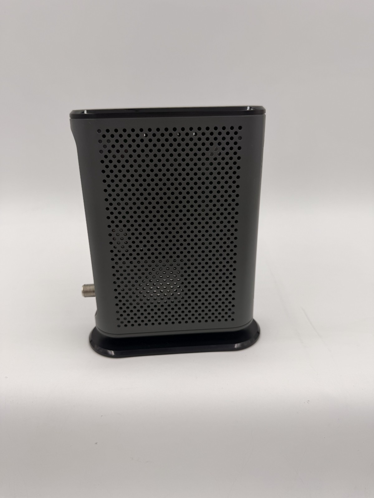 OPEN BOX Motorola MB742010 686mbps DOCSIS 3.0 Cable Modem