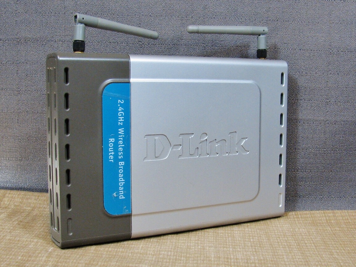 D-LINK AirPlus DI-614+ Wireless 22 Mbps Broadband Router Pre-owned