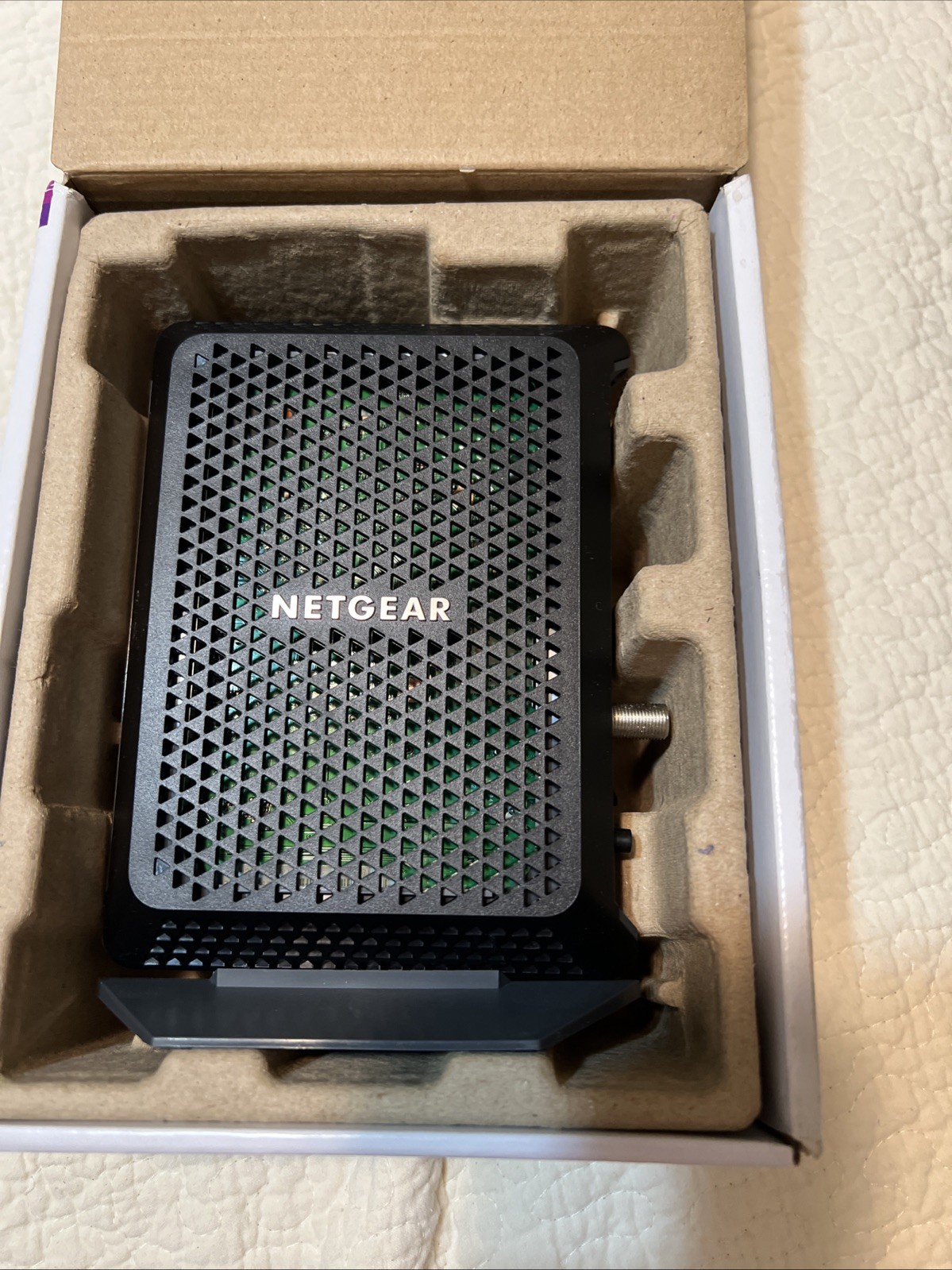 NETGEAR CM700-100NAR High Speed DOCSIS 3.0 Cable Modem No Ethernet Cable