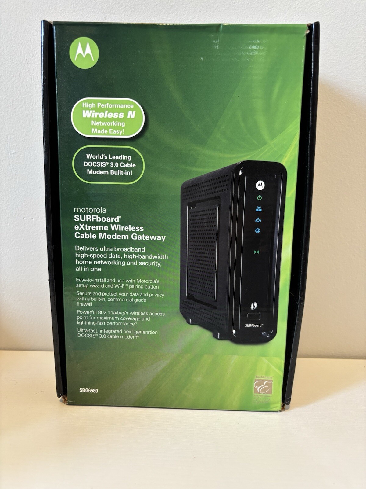 Motorola SURFboard SBG6580 DOCSIS 3.0 eXtreme Wireless Cable Modem Gateway