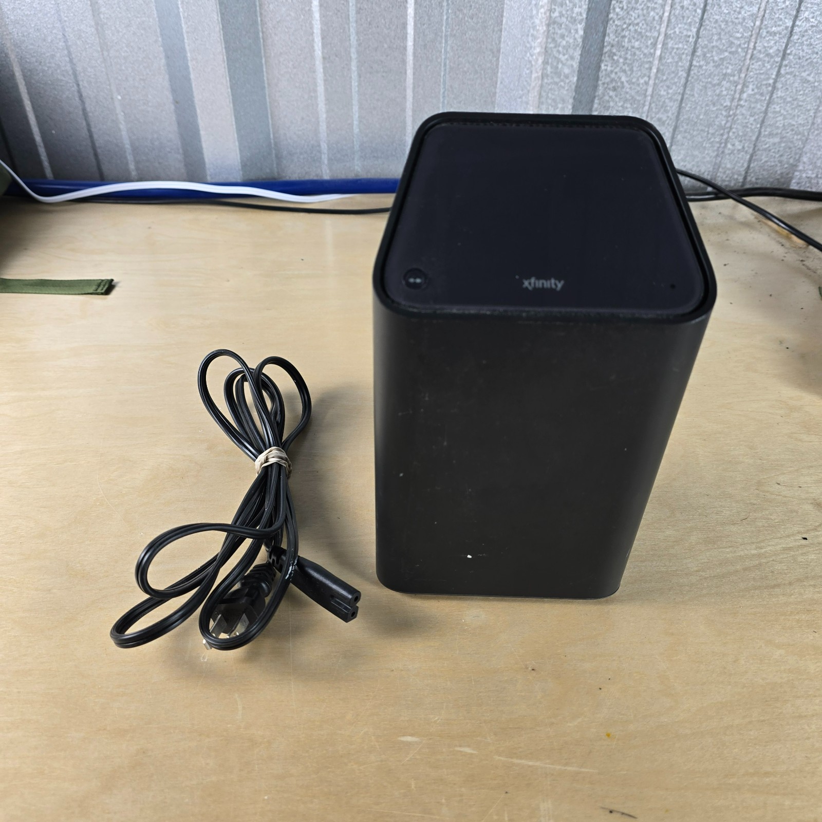 Xfinity Comcast XB6-T Wifi Router and Power Cord Used