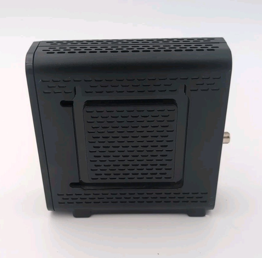 Motorola SURFboard (SB6141) 300 Mbps Modem Without Power Cord