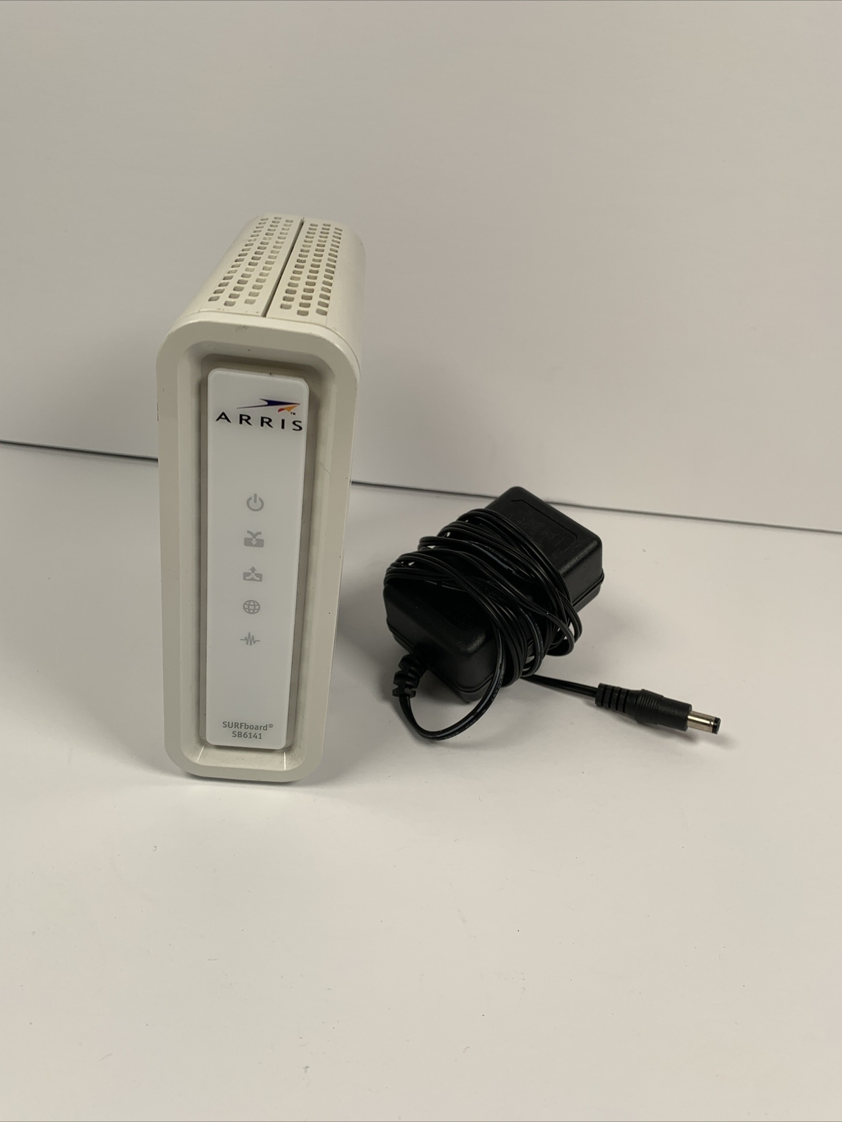ARRIS SURFboard SB6141 Motorola Surf Board Modem With Power Cable