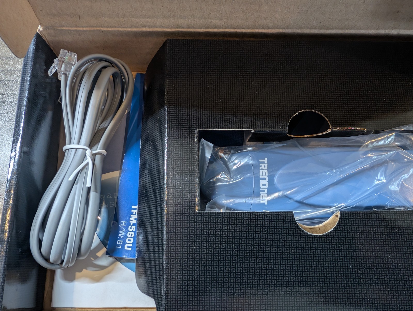 Trendnet 56K (V.92) High Speed USB Data/Fax/Voice Modem TFM-560U