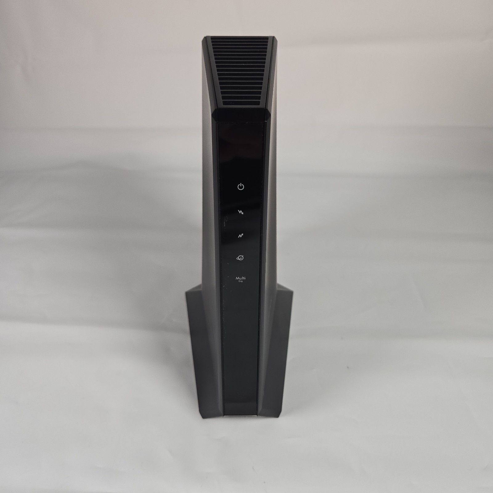 NETGEAR Nighthawk CM2000 DOCSIS 3.1 Cable Modem 2.5Gbps w/ Coax & Ethernet Cable