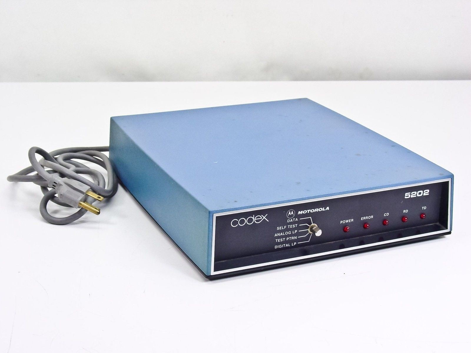Codex Motorola 5202 Modem Model 25041 DTE RS-232 Desktop 115VAC UL Listed