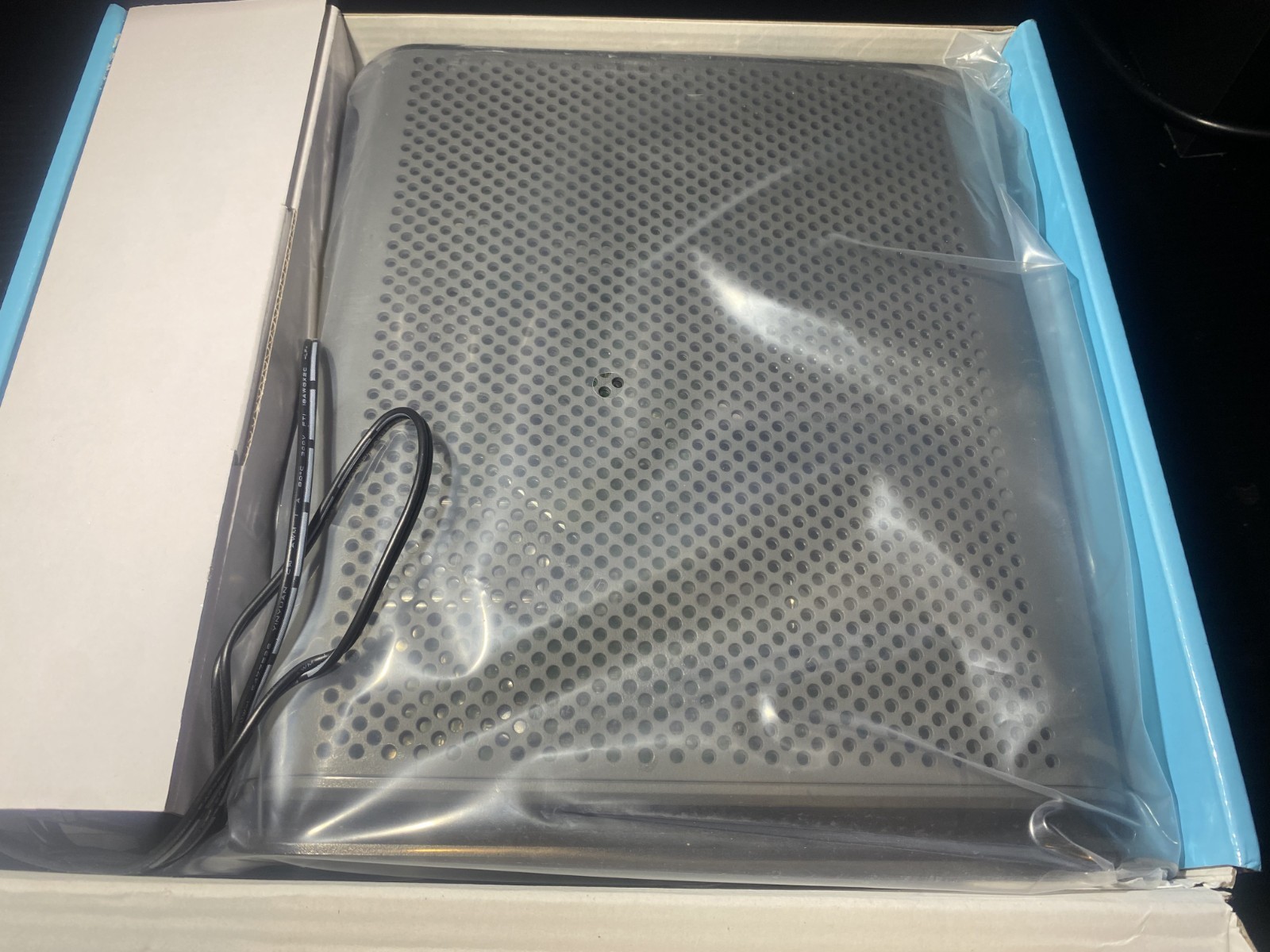Motorola MG7550 16×4 DOCSIS 3.0 Cable Modem Plus AC1900 WiFi Router Tested