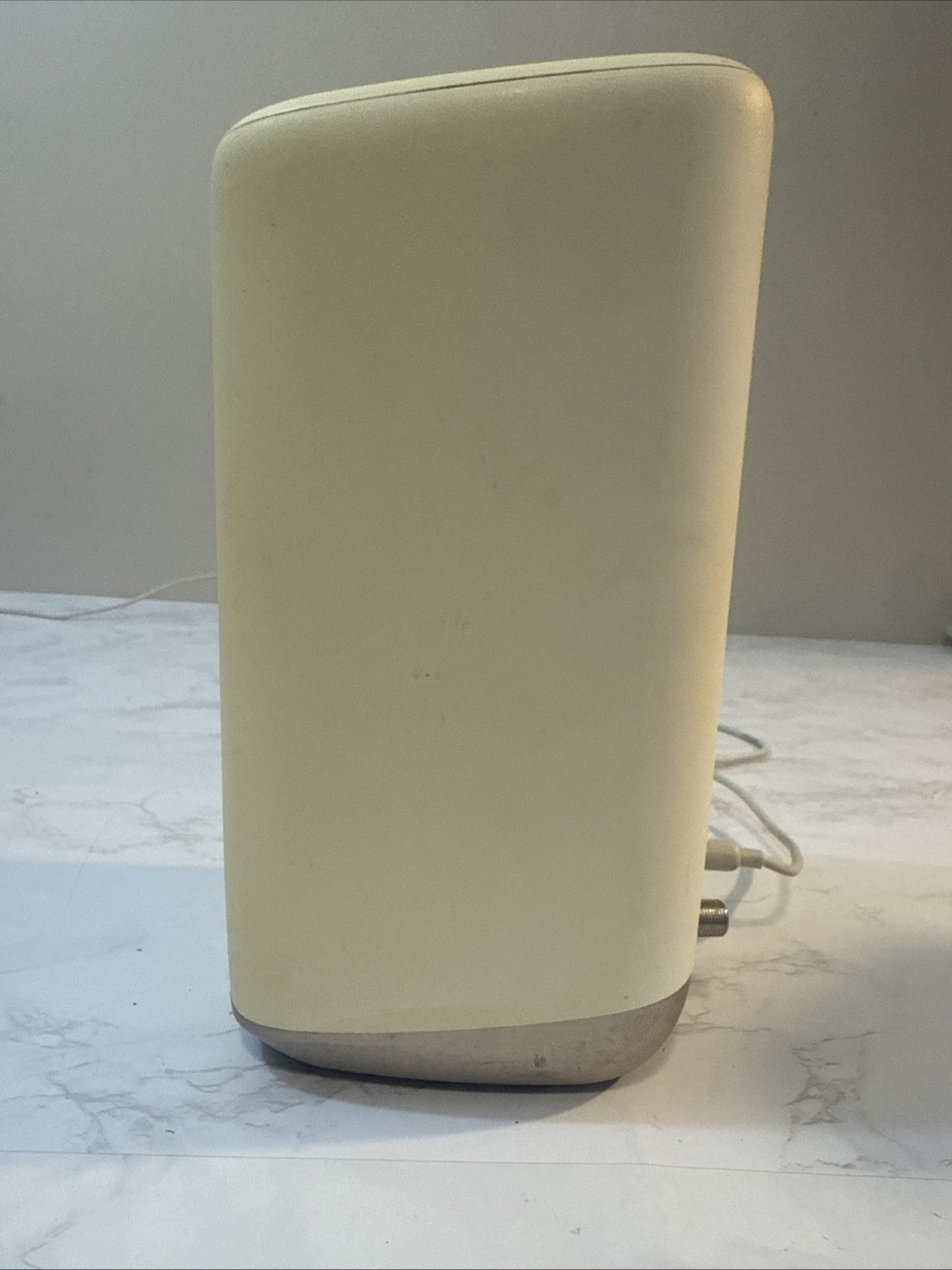 Xfinity xFi Gateway Router XB8-T Wifi CGM4981COM W/Power Adapter