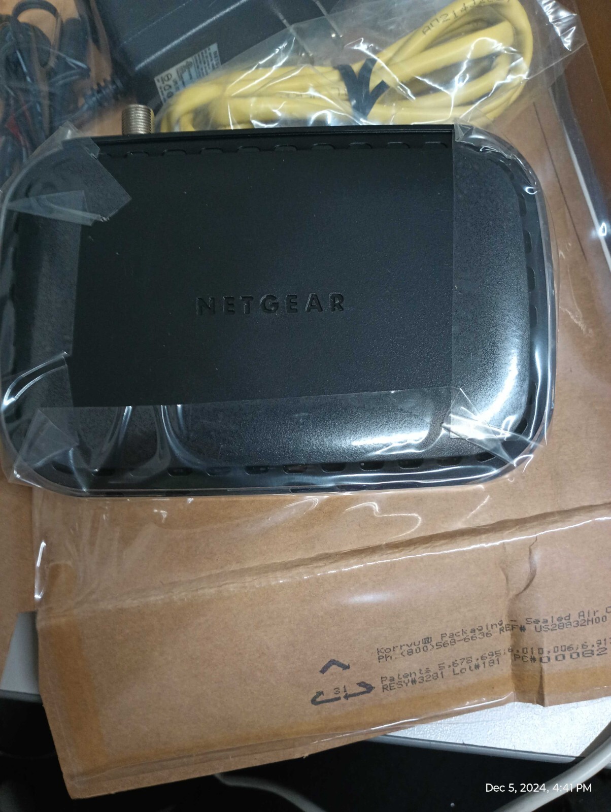 Netgear high Speed Docsis 3.0 cable Modem Xfinity and Spectrum CM400